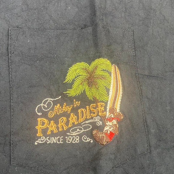 NWT Disney Parks Mickey in Paradise Hawaiian Shirt - XL Embroidered Aloha Style - Picture 4 of 7
